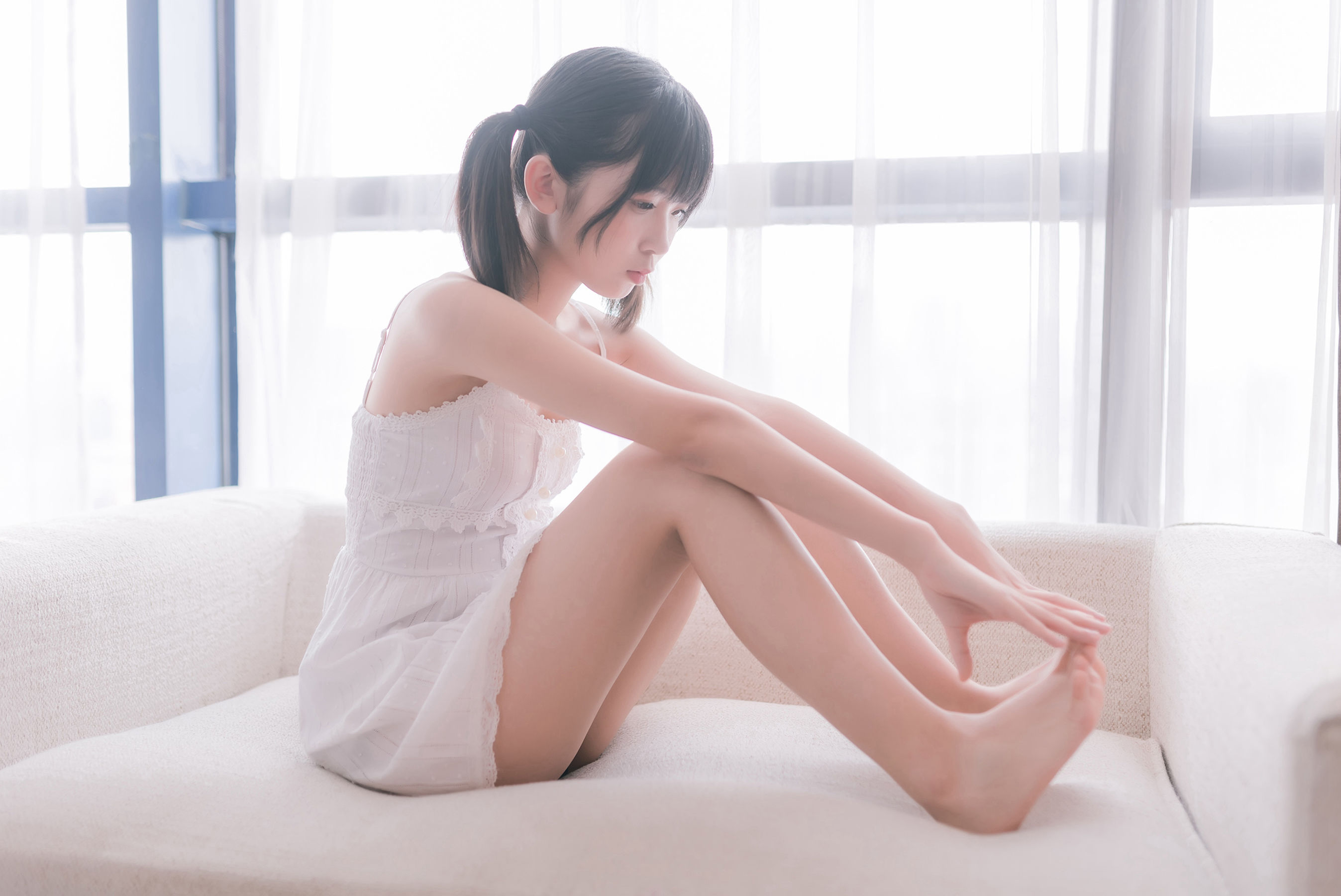 [风之领域] NO.083 清凉少女裸足_第1张