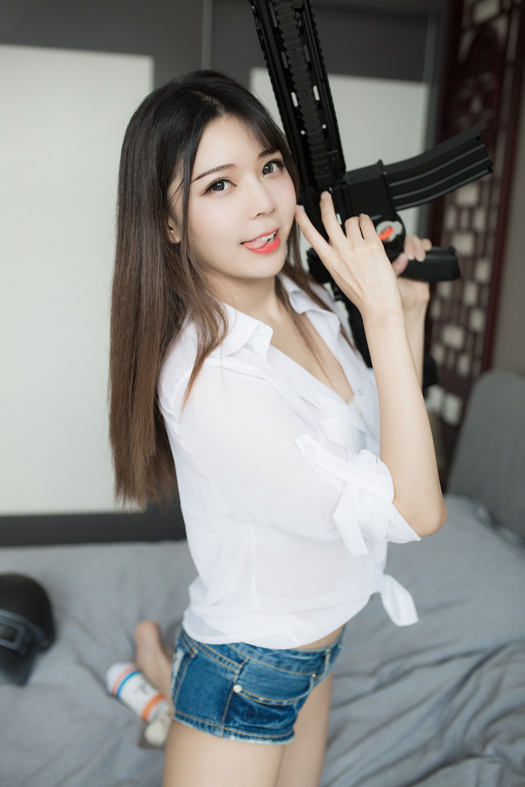 [风之领域] NO.102 吃鸡美少女_第1张