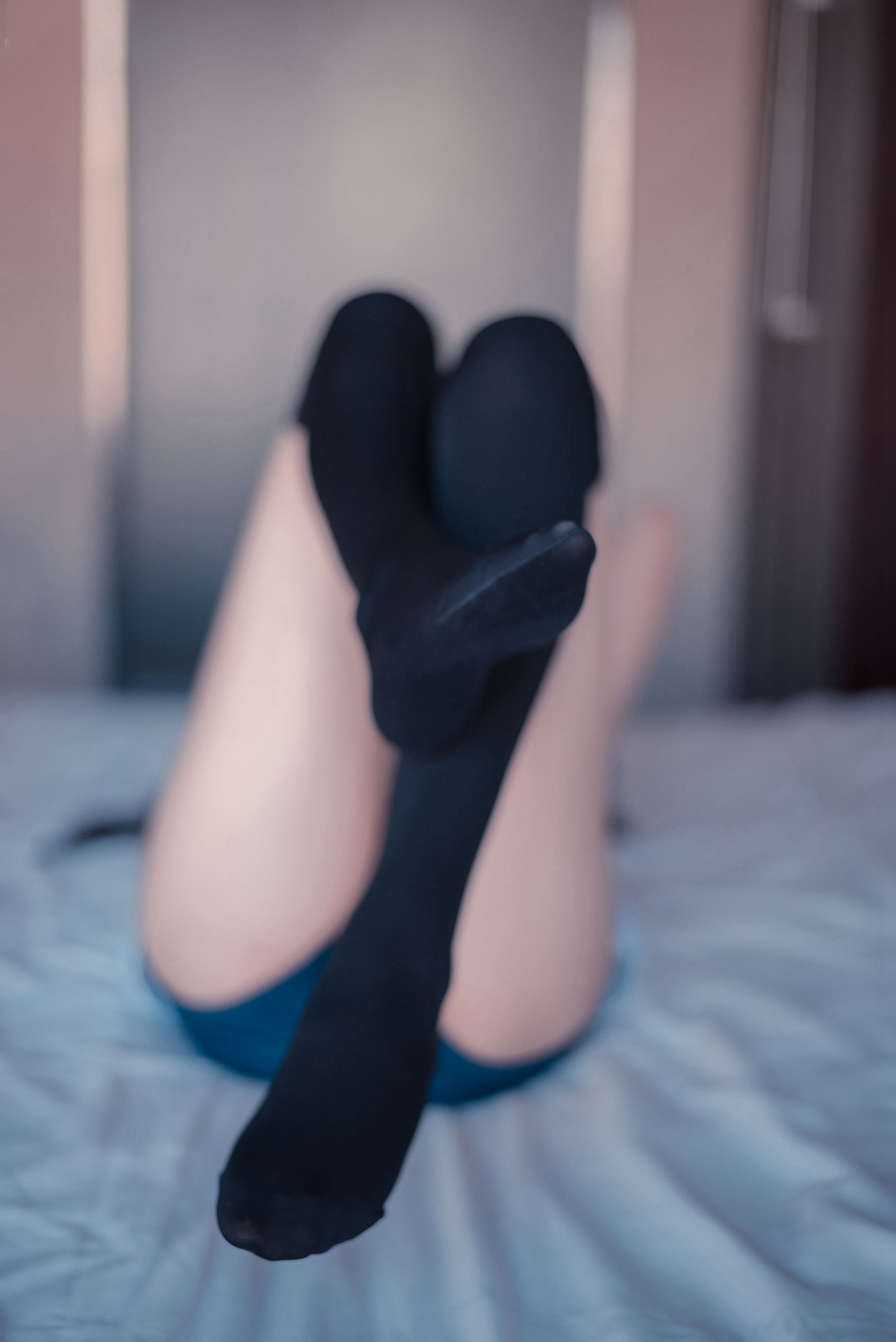 [风之领域] NO.121 过膝黑丝大长腿_第2张