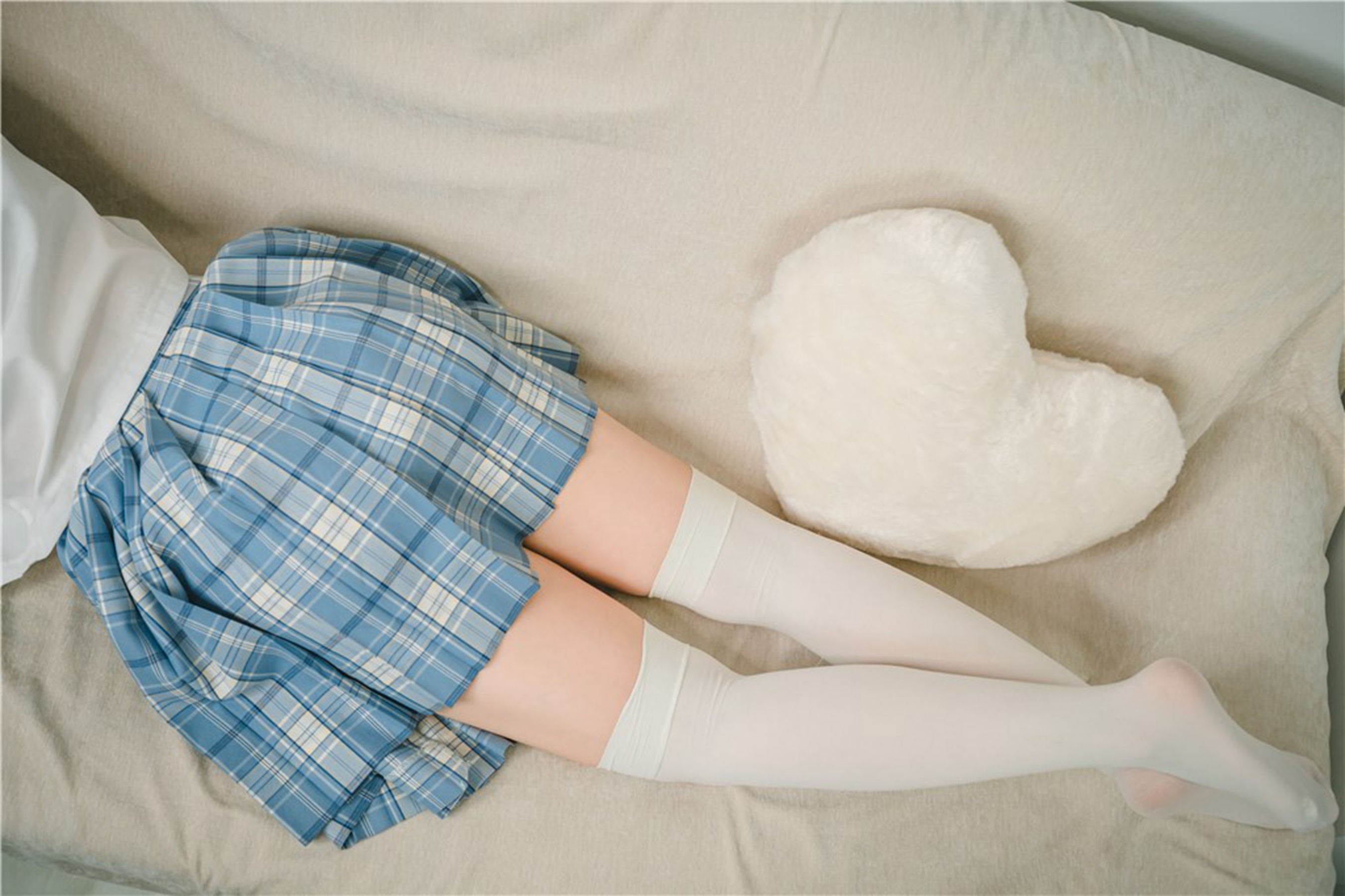 [风之领域] NO.150 白丝萌萌学妹_第3张