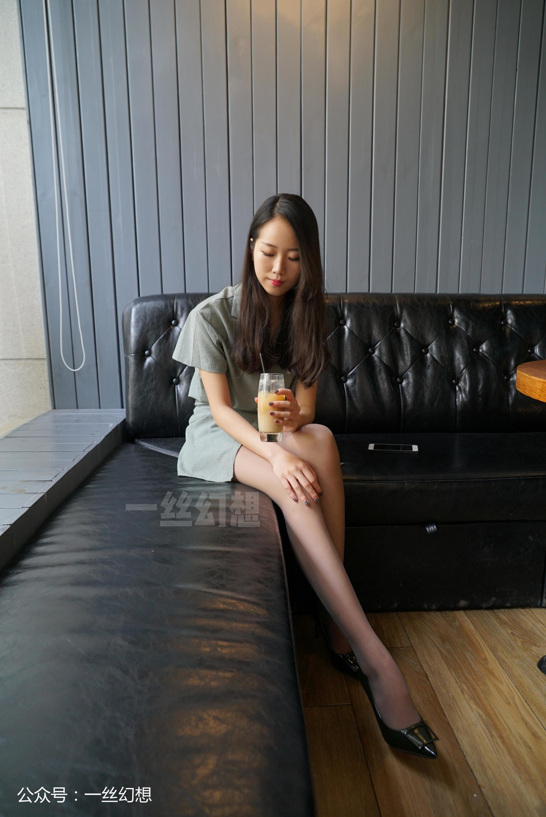 [高丝女子图鉴]袜小喵×一丝幻想 No.002 茜茜_第2张