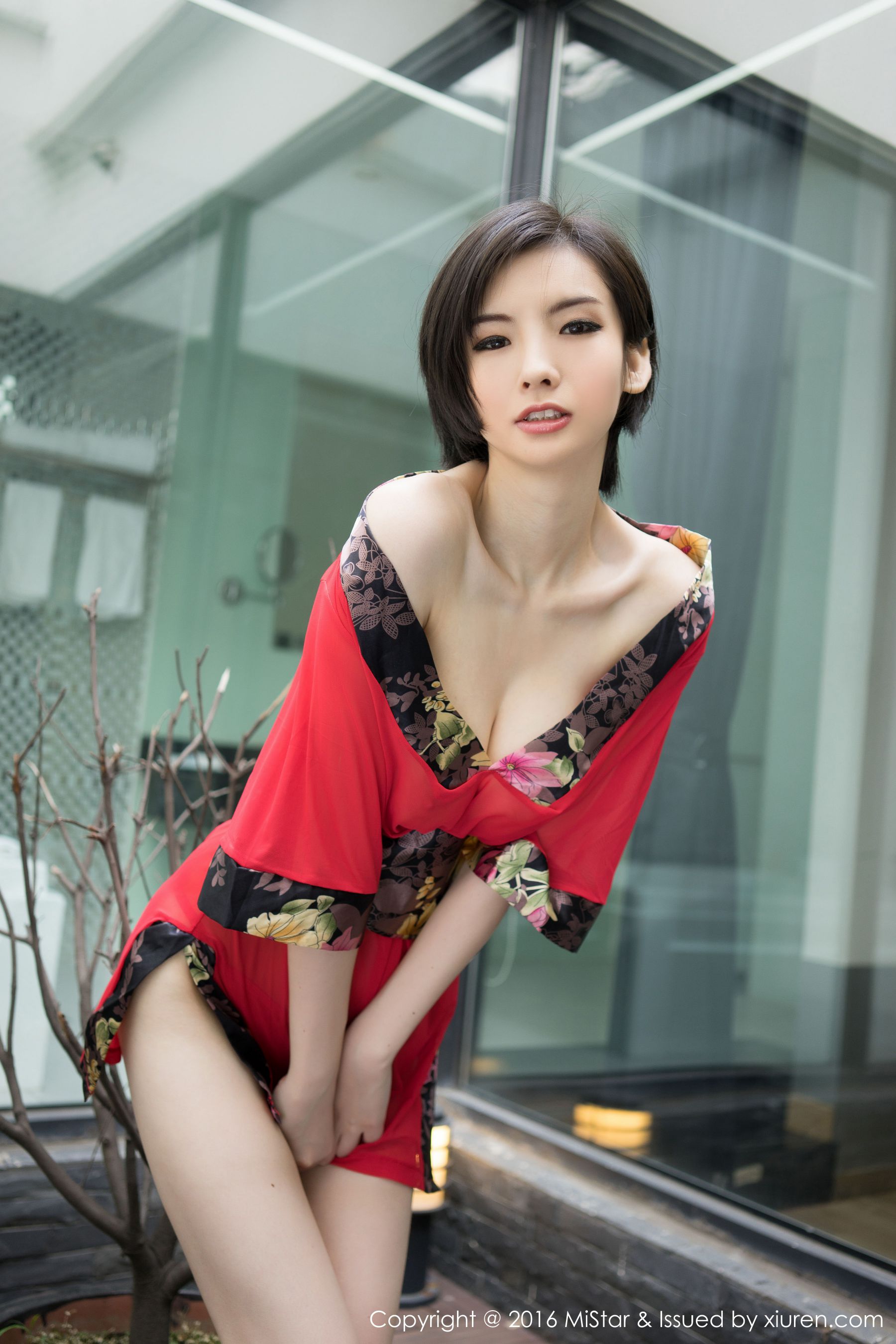 Jenny佳妮《拥有傲人巨乳的短发妹子》 [魅妍社MiStar] Vol.077_第2张