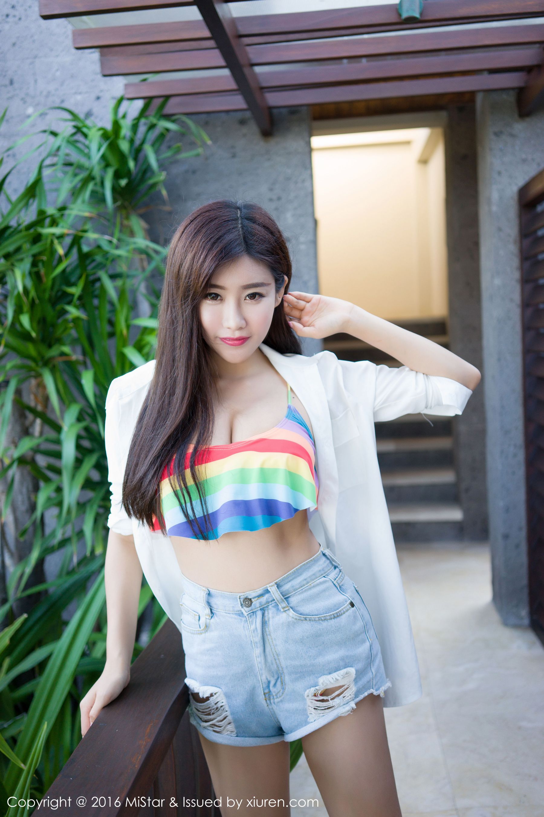 程小烦不烦《巴厘岛旅拍》2套性感泳装 [魅妍社MiStar] Vol.095_第1张